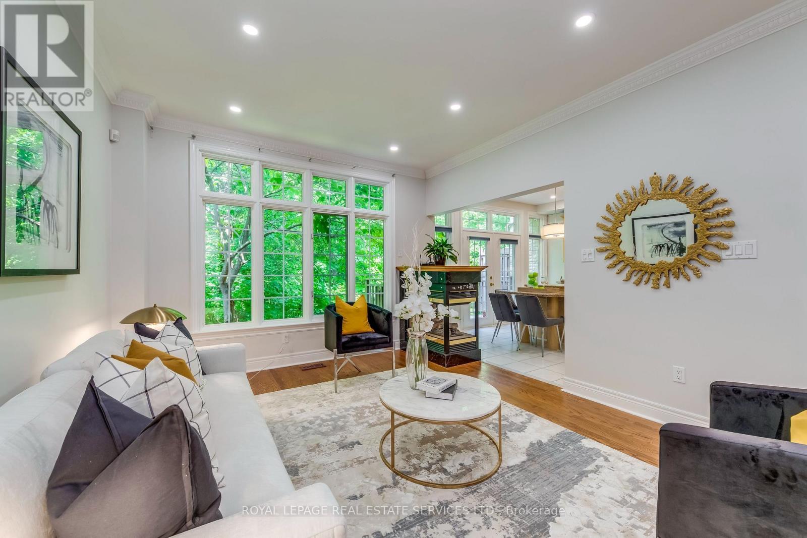 












10 - 2303 HILL RIDGE COURT

,
Oakville,




Ontario
L6M3N3

