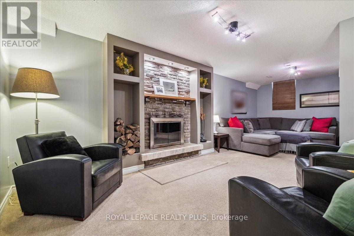 












3413 AUTUMNLEAF CRESCENT

,
Mississauga,




Ontario
L5L1K6

