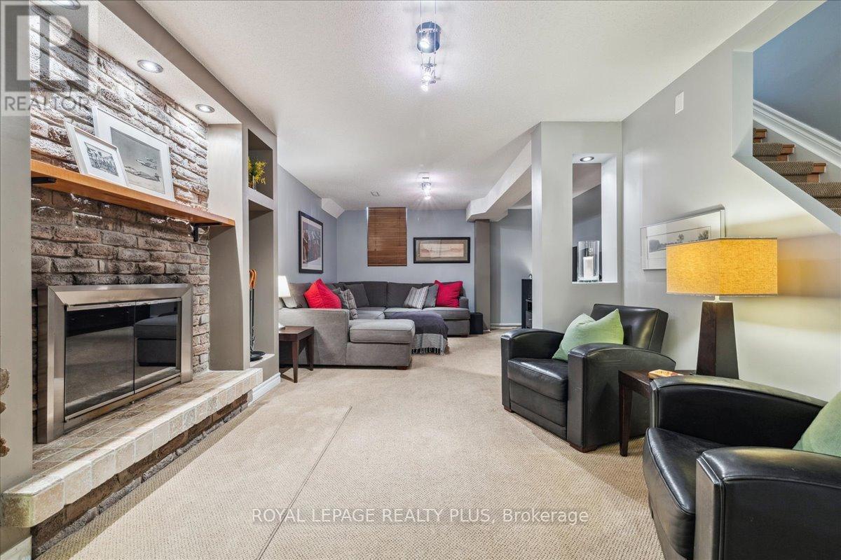 












3413 AUTUMNLEAF CRESCENT

,
Mississauga,




Ontario
L5L1K6

