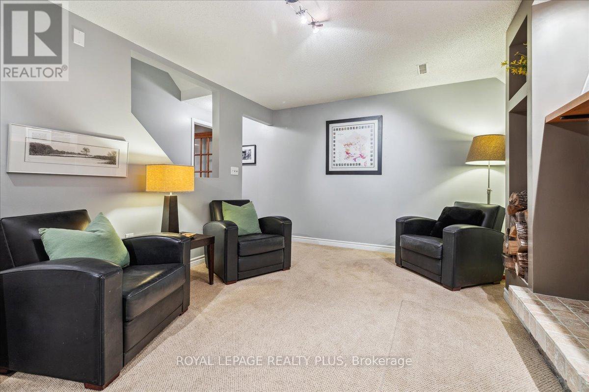 












3413 AUTUMNLEAF CRESCENT

,
Mississauga,




Ontario
L5L1K6

