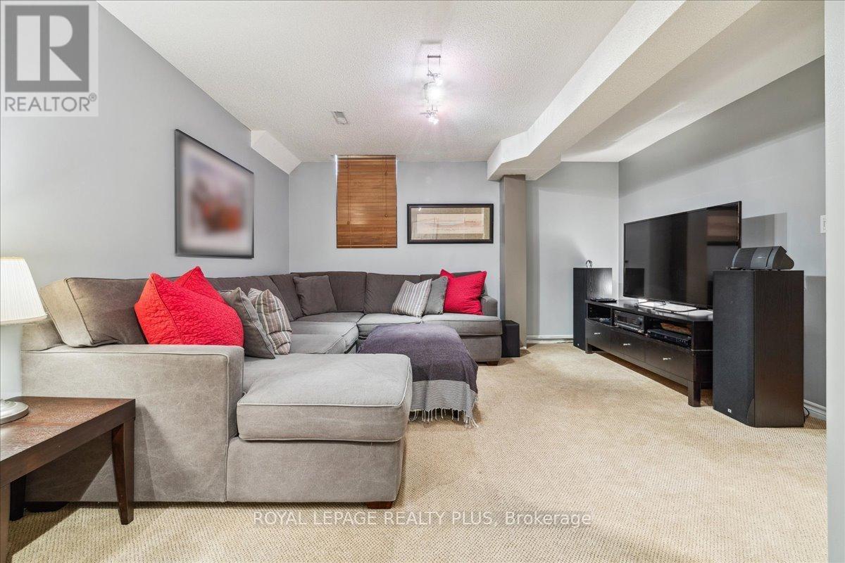 












3413 AUTUMNLEAF CRESCENT

,
Mississauga,




Ontario
L5L1K6

