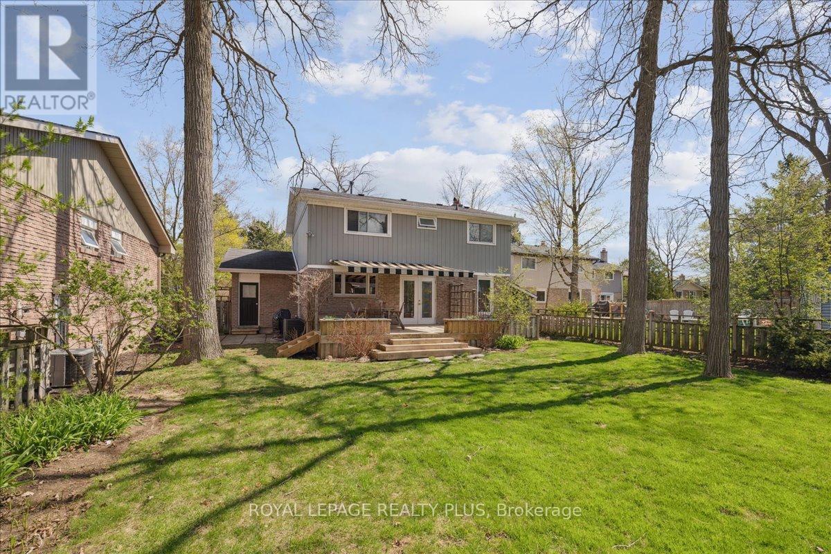 












3413 AUTUMNLEAF CRESCENT

,
Mississauga,




Ontario
L5L1K6


