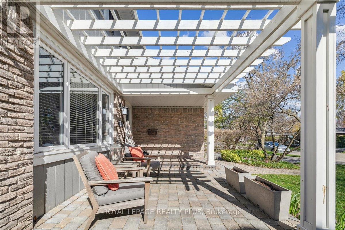 












3413 AUTUMNLEAF CRESCENT

,
Mississauga,




Ontario
L5L1K6

