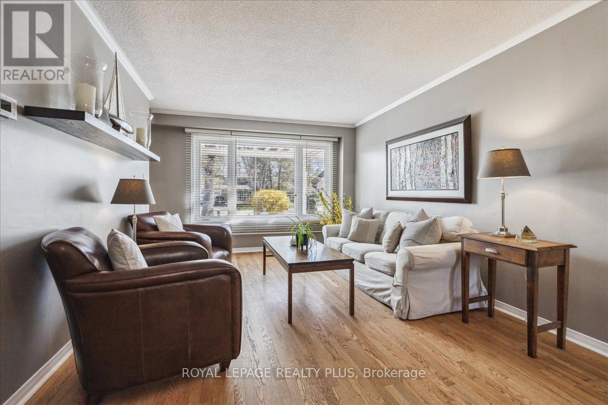 












3413 AUTUMNLEAF CRESCENT

,
Mississauga,




Ontario
L5L1K6

