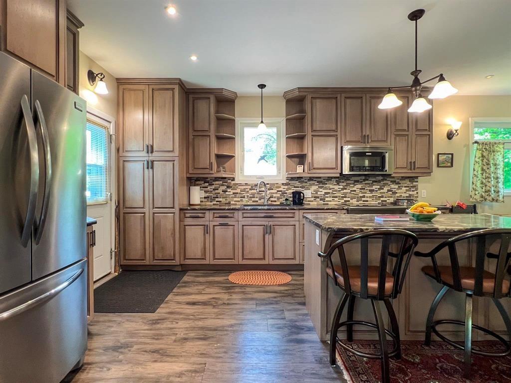 












330 Oak Drive

,
Oak Lake Beach,




Manitoba
R0M1P0

