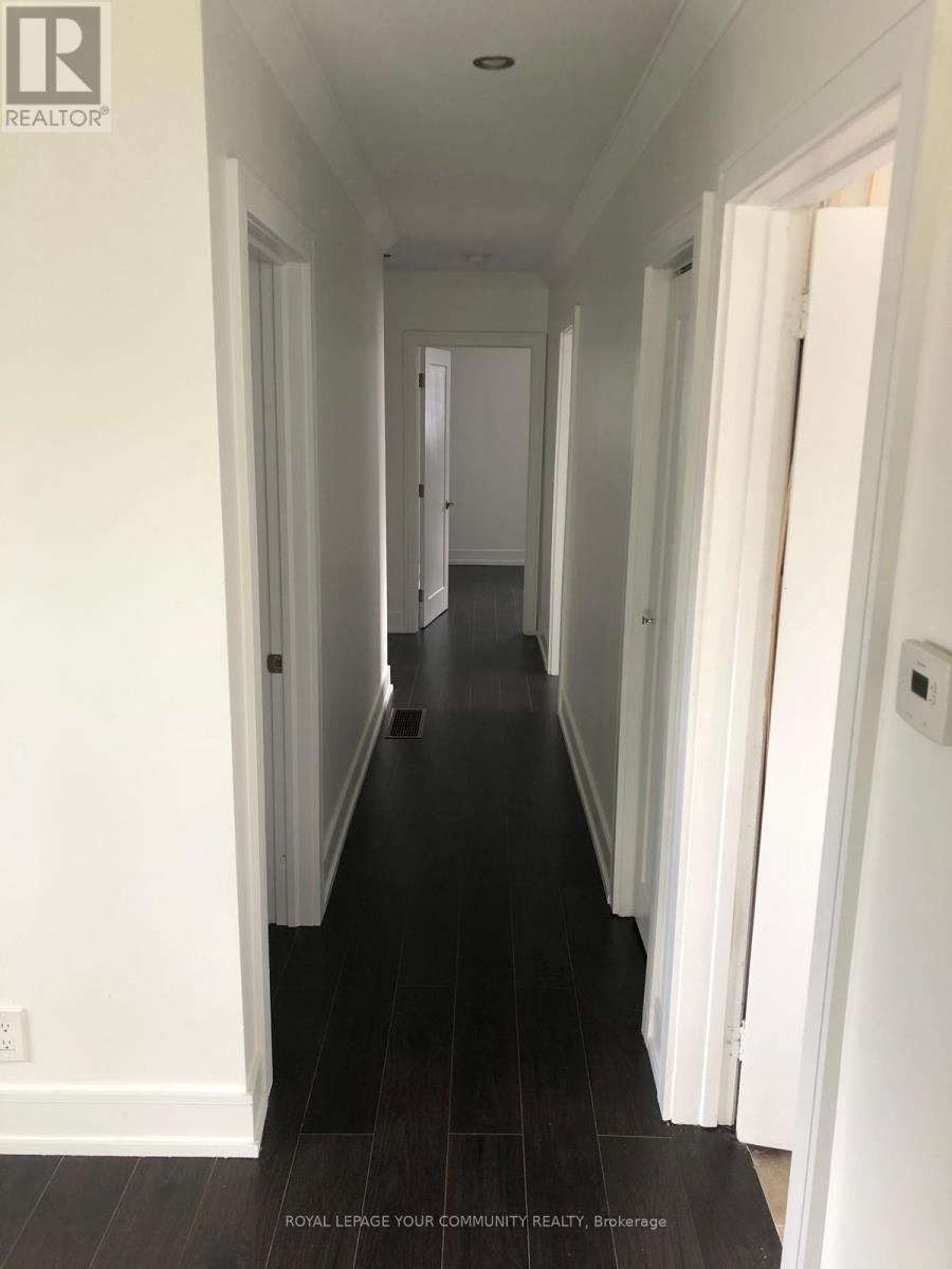 












UPPER - 116 MOUNT OLIVE DRIVE

,
Toronto,




Ontario
M9V2E2

