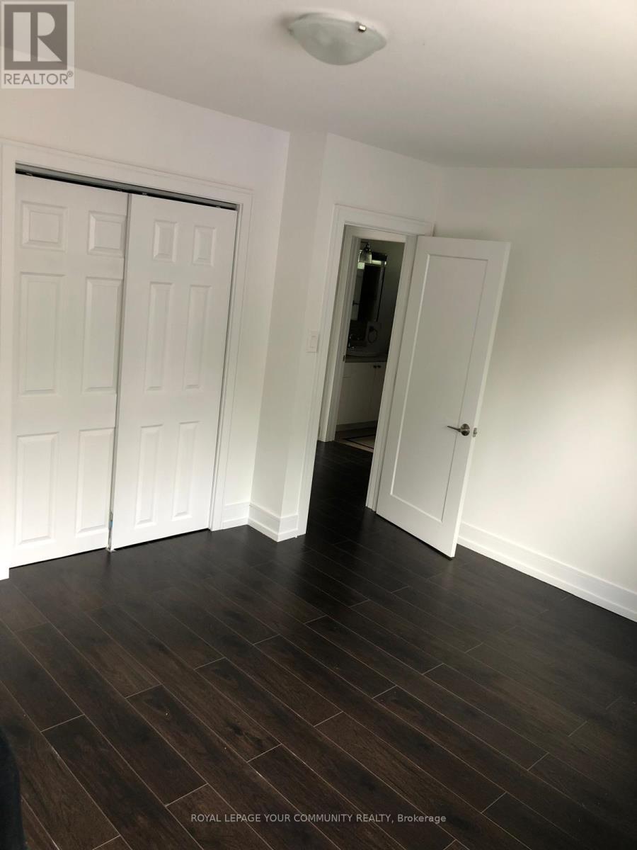 












UPPER - 116 MOUNT OLIVE DRIVE

,
Toronto,




Ontario
M9V2E2

