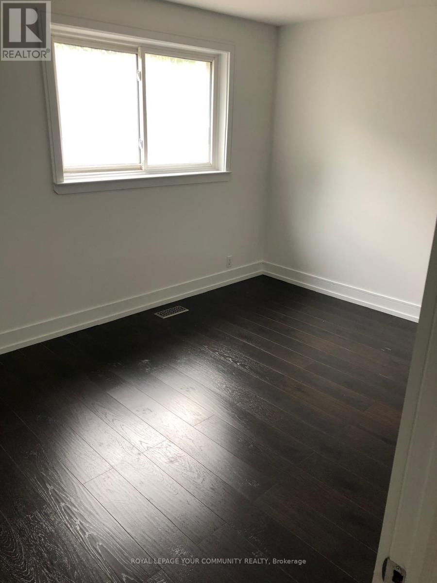 












UPPER - 116 MOUNT OLIVE DRIVE

,
Toronto,




Ontario
M9V2E2

