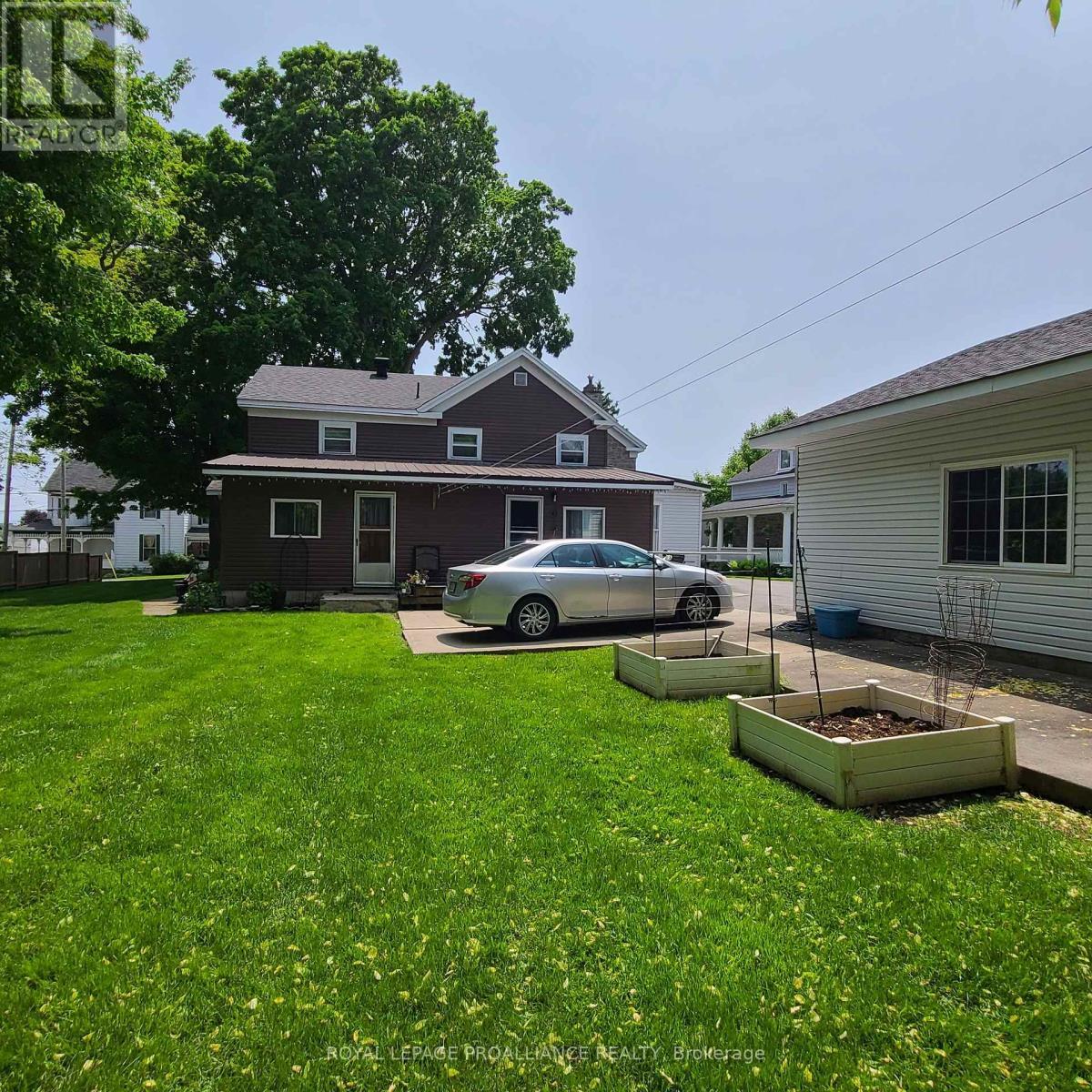 












634 HENRY STREET W

,
Prescott,




Ontario
K0E1T0

