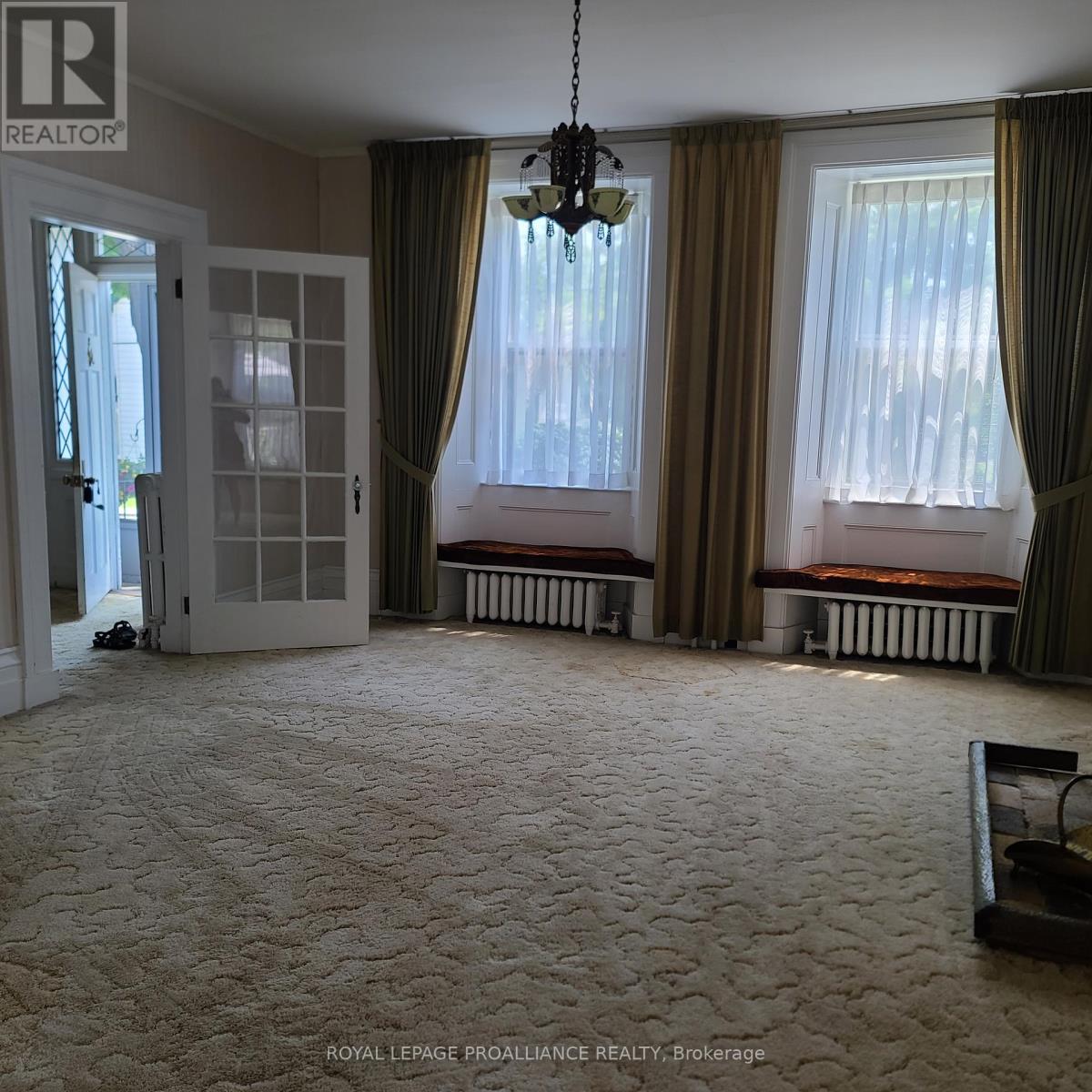 












634 HENRY STREET W

,
Prescott,




Ontario
K0E1T0

