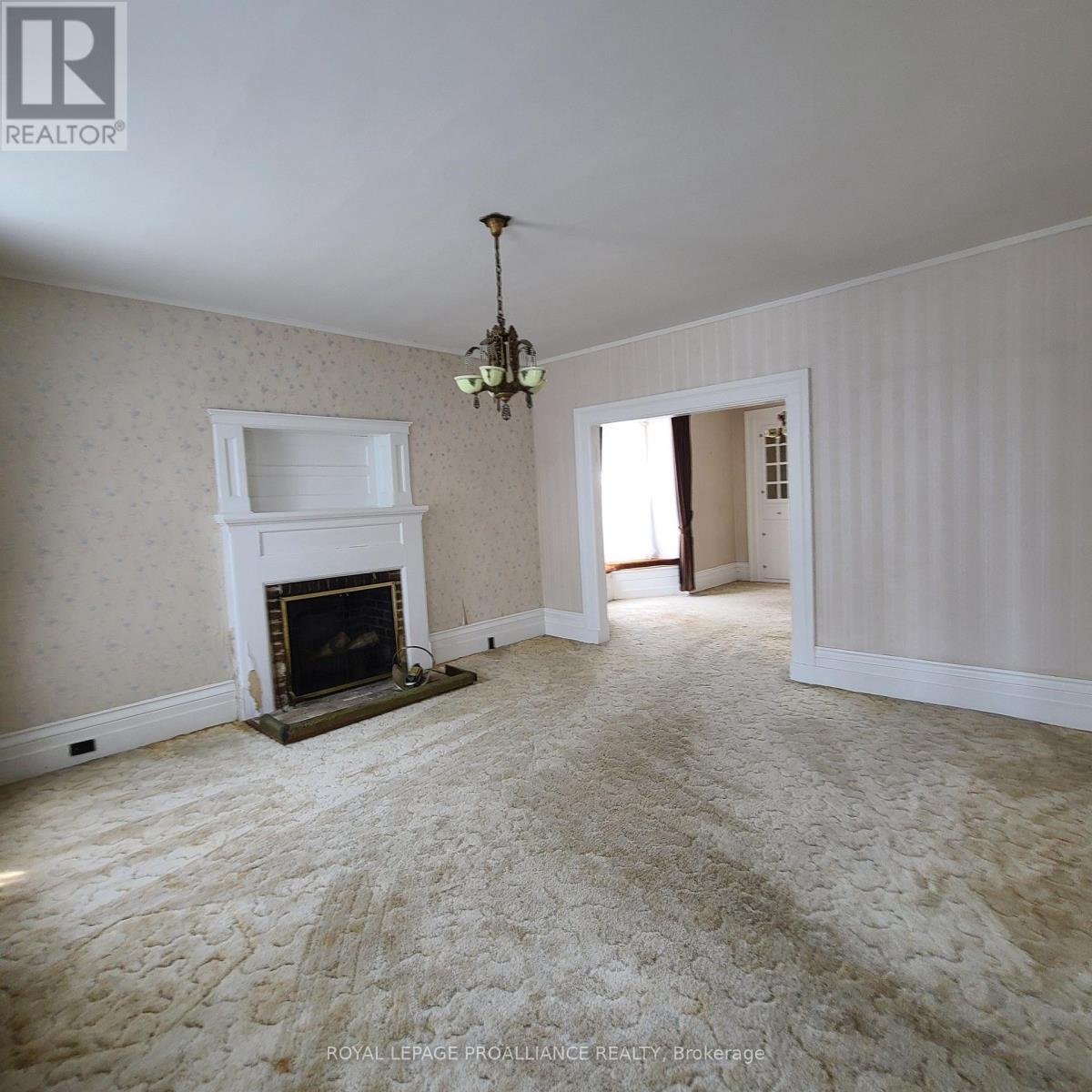 












634 HENRY STREET W

,
Prescott,




Ontario
K0E1T0

