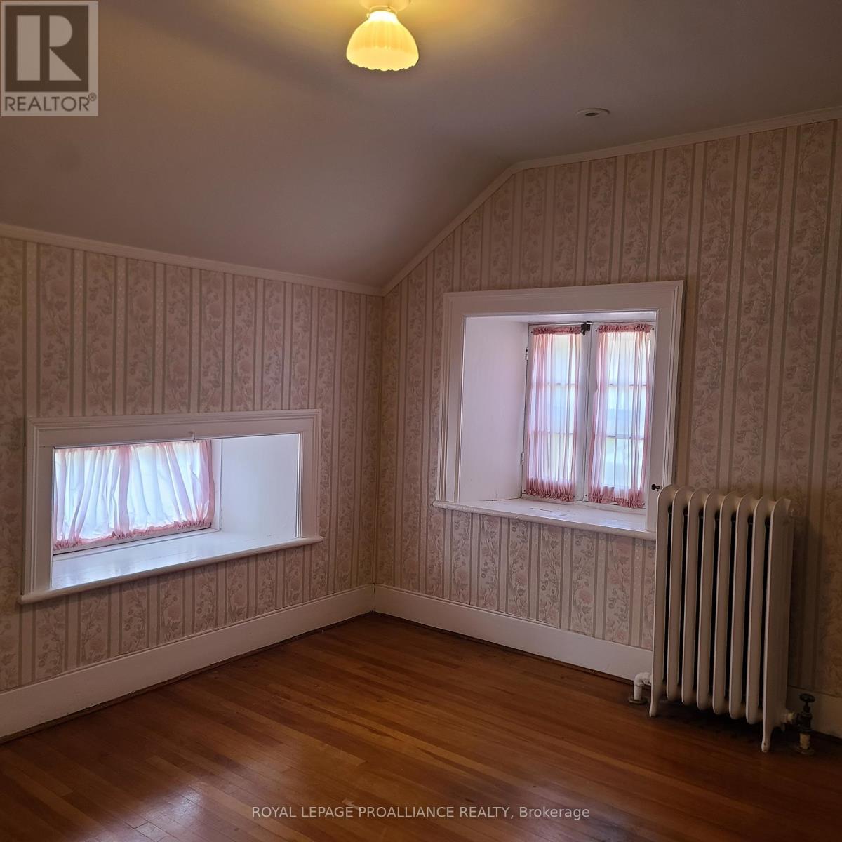 












634 HENRY STREET W

,
Prescott,




Ontario
K0E1T0


