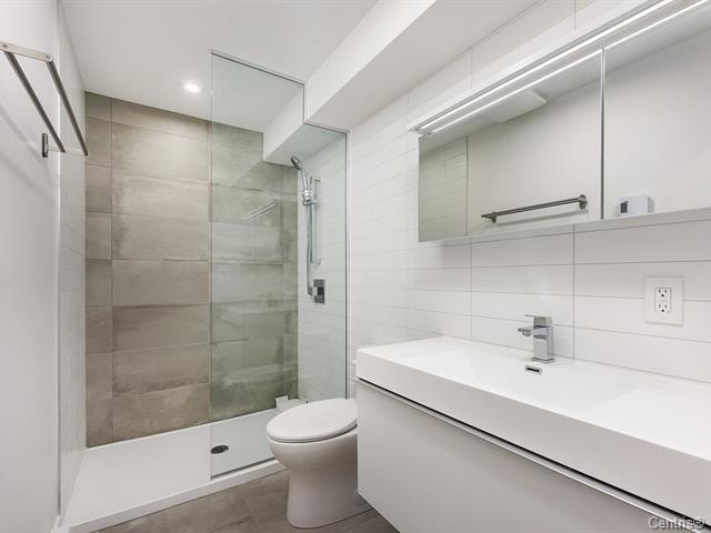 









338


Rue Eleanor

, TH123,
Montréal (Le Sud-Ouest),




QC
H3C0T5

