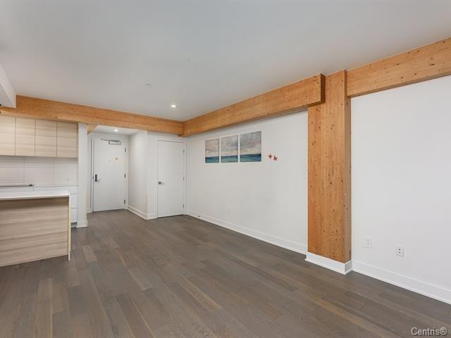 









338


Rue Eleanor

, TH123,
Montréal (Le Sud-Ouest),




QC
H3C0T5

