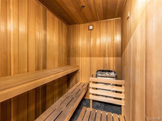 









338


Rue Eleanor

, TH123,
Montréal (Le Sud-Ouest),




QC
H3C0T5

