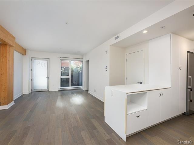 









338


Rue Eleanor

, TH123,
Montréal (Le Sud-Ouest),




QC
H3C0T5

