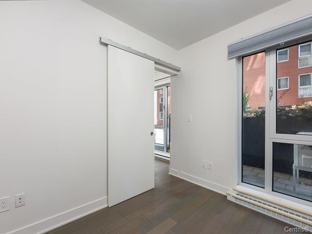 









338


Rue Eleanor

, TH123,
Montréal (Le Sud-Ouest),




QC
H3C0T5

