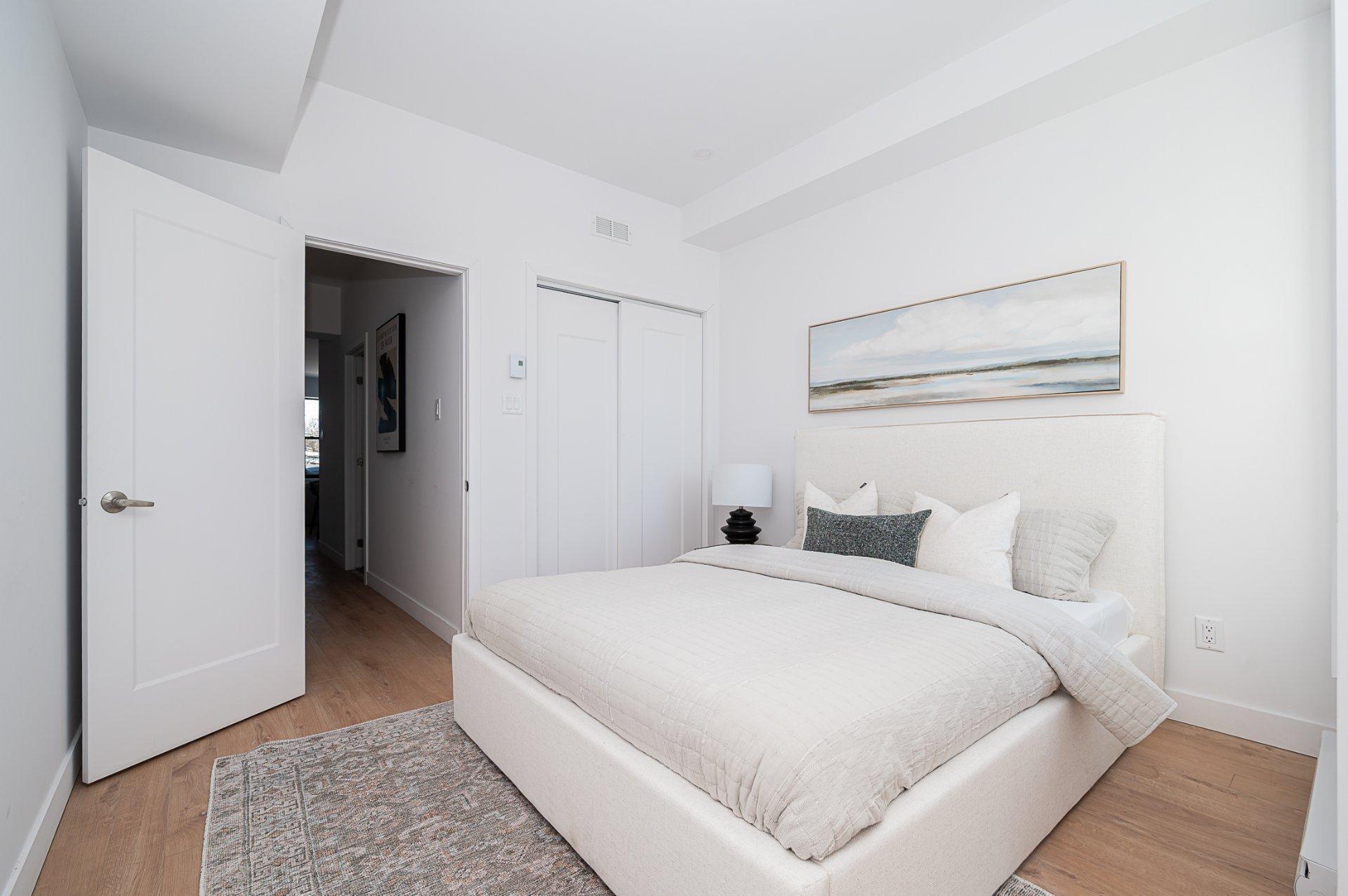 









6272


Av. De Gaspé

,
Montréal (Rosemont/La Petite-Patrie),




QC
H2S2X7

