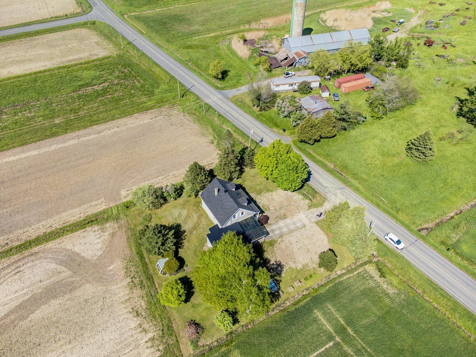 









380


Rg Ste-Cécile

,
Saint-David,




QC
J0G1L0

