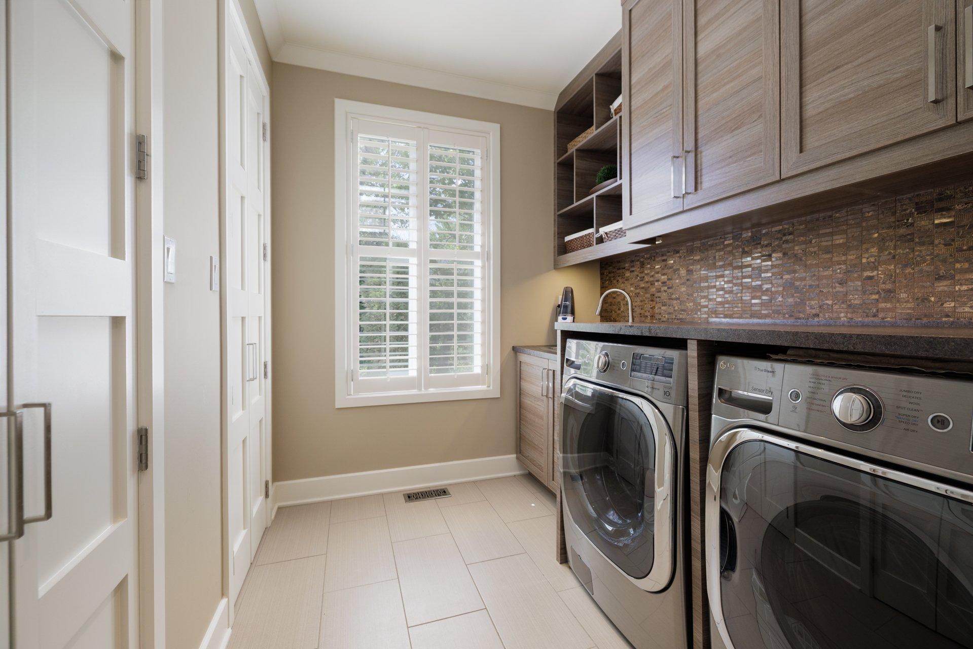 









22


Place Madison

,
Hudson,




QC
J0P1H0


