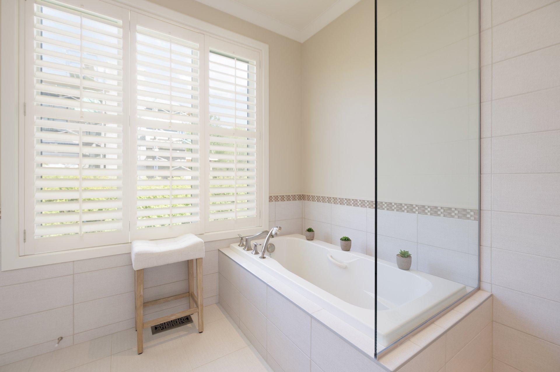 









22


Place Madison

,
Hudson,




QC
J0P1H0

