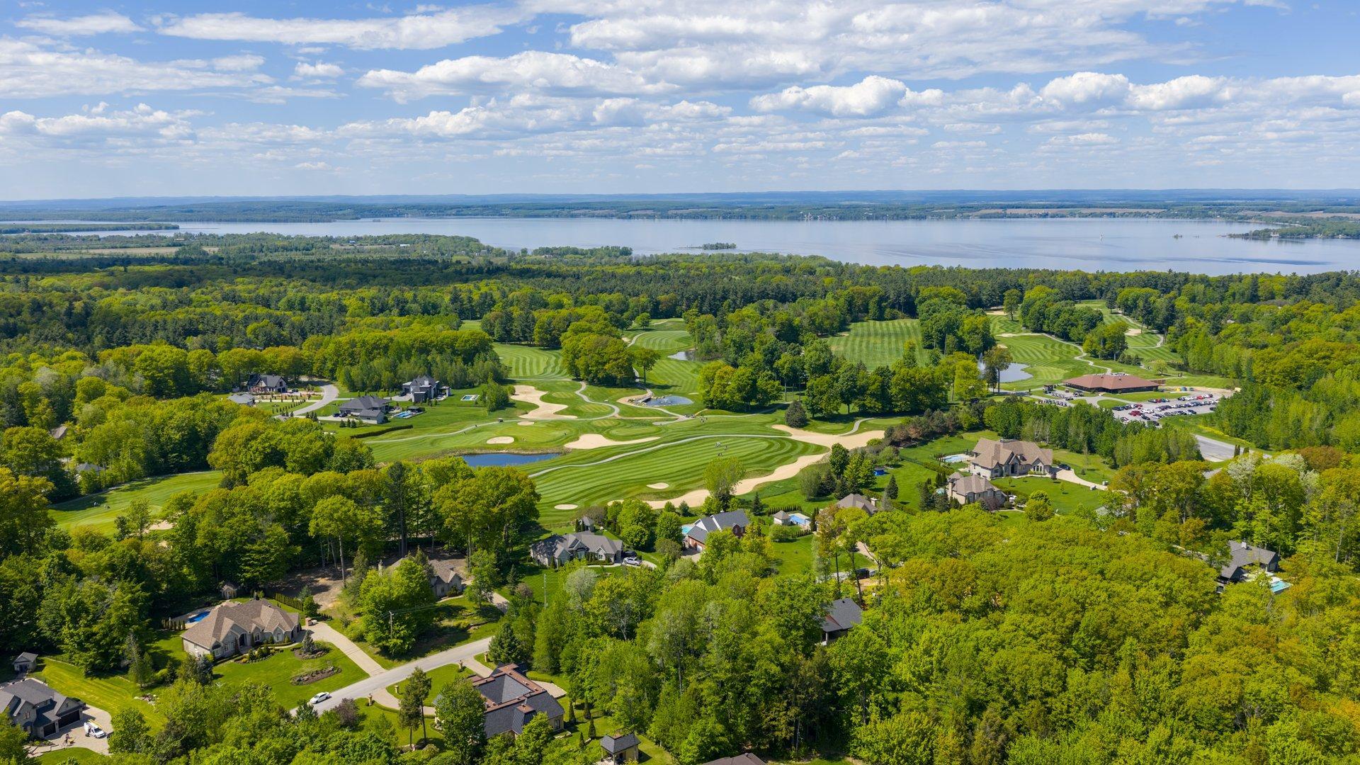 









22


Place Madison

,
Hudson,




QC
J0P1H0

