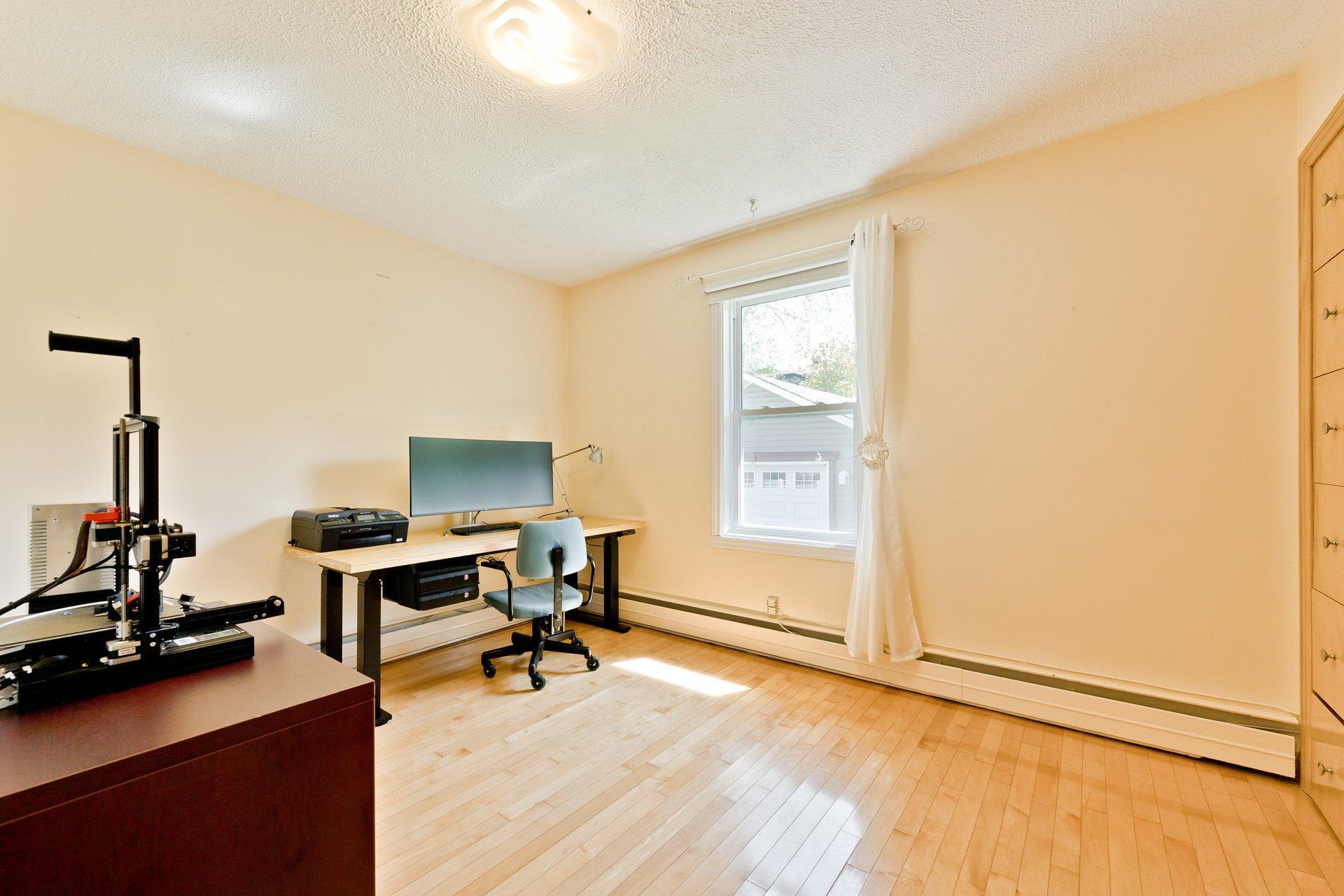 









1420


Rue Cabana

,
Sherbrooke (Les Nations),




QC
J1K2N1

