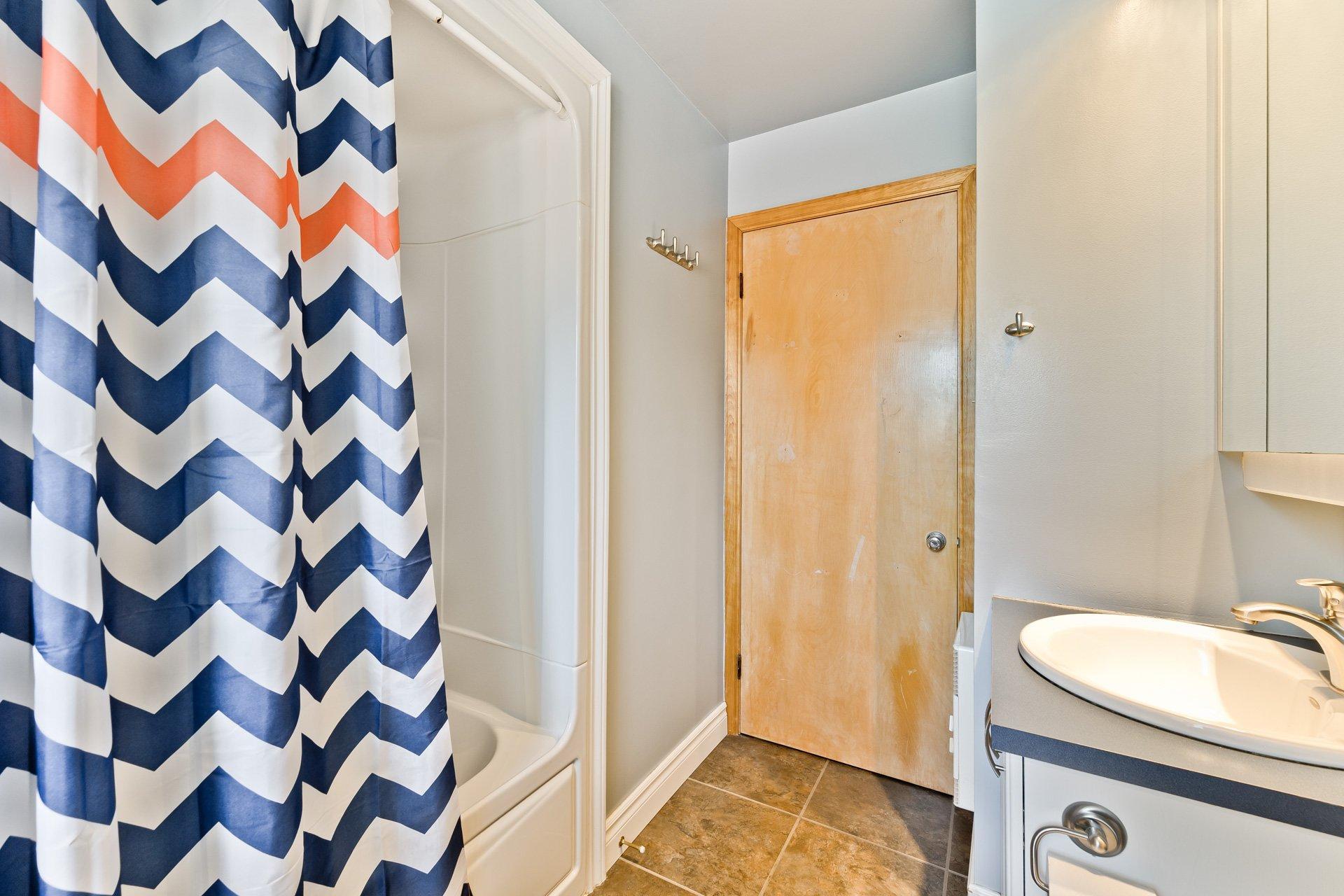









1420


Rue Cabana

,
Sherbrooke (Les Nations),




QC
J1K2N1

