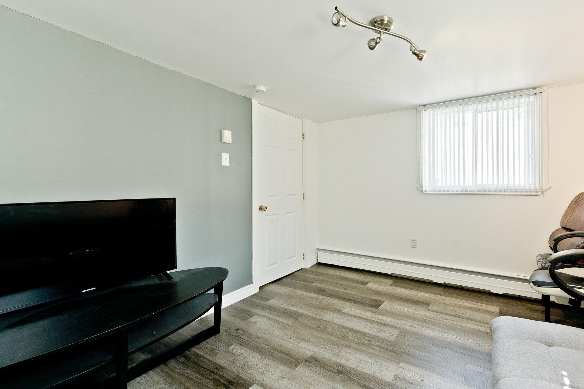 









1420


Rue Cabana

,
Sherbrooke (Les Nations),




QC
J1K2N1


