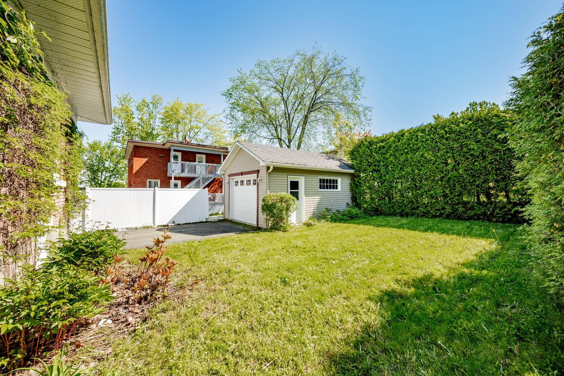 









1420


Rue Cabana

,
Sherbrooke (Les Nations),




QC
J1K2N1

