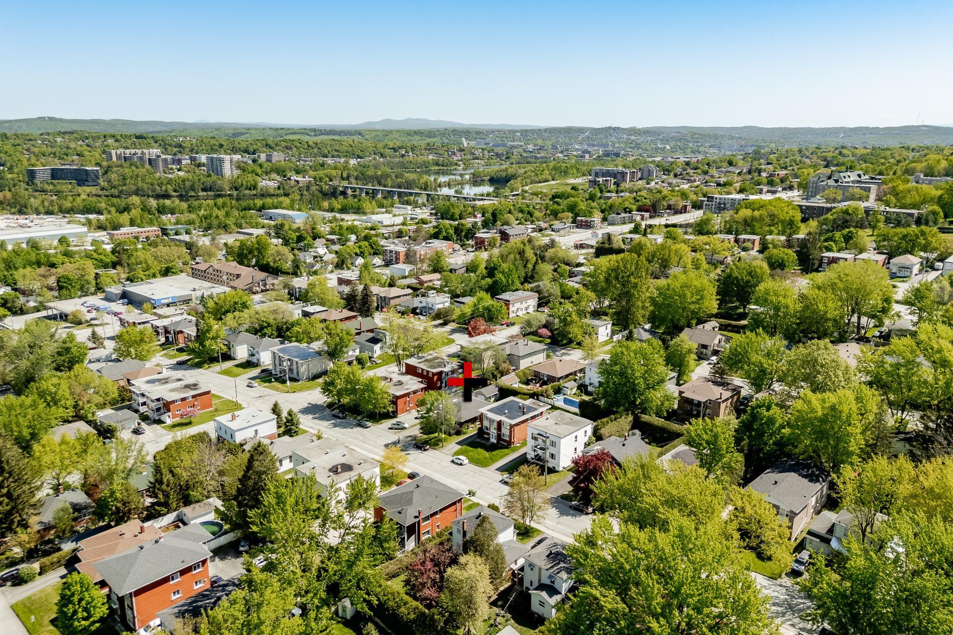 









1420


Rue Cabana

,
Sherbrooke (Les Nations),




QC
J1K2N1

