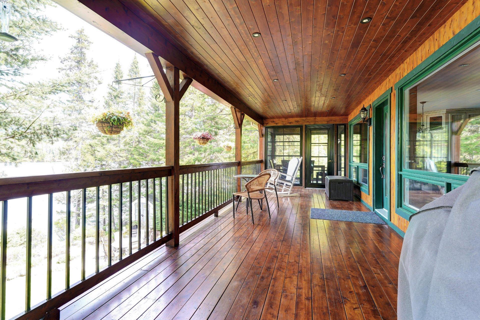 









2718


Route 125 N.

,
Saint-Donat,




QC
J0T2C0

