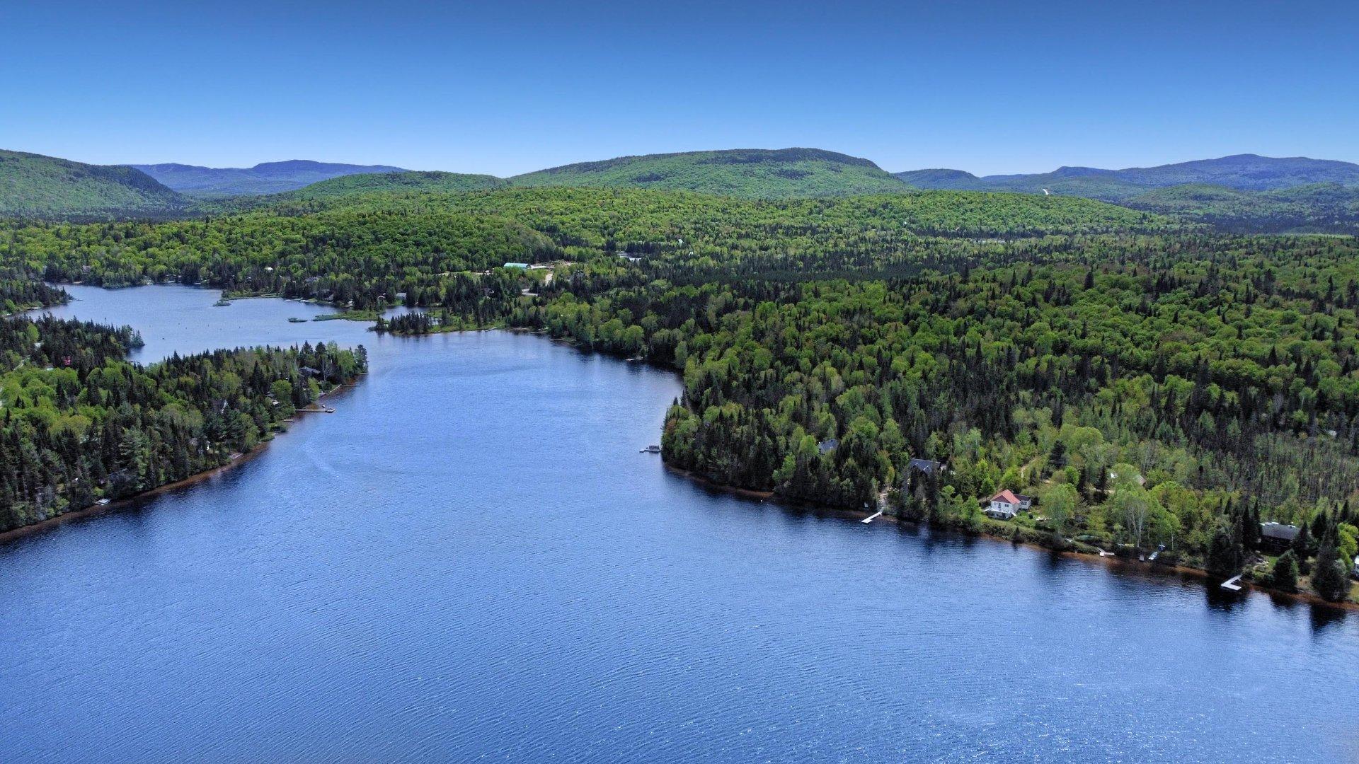 









2718


Route 125 N.

,
Saint-Donat,




QC
J0T2C0

