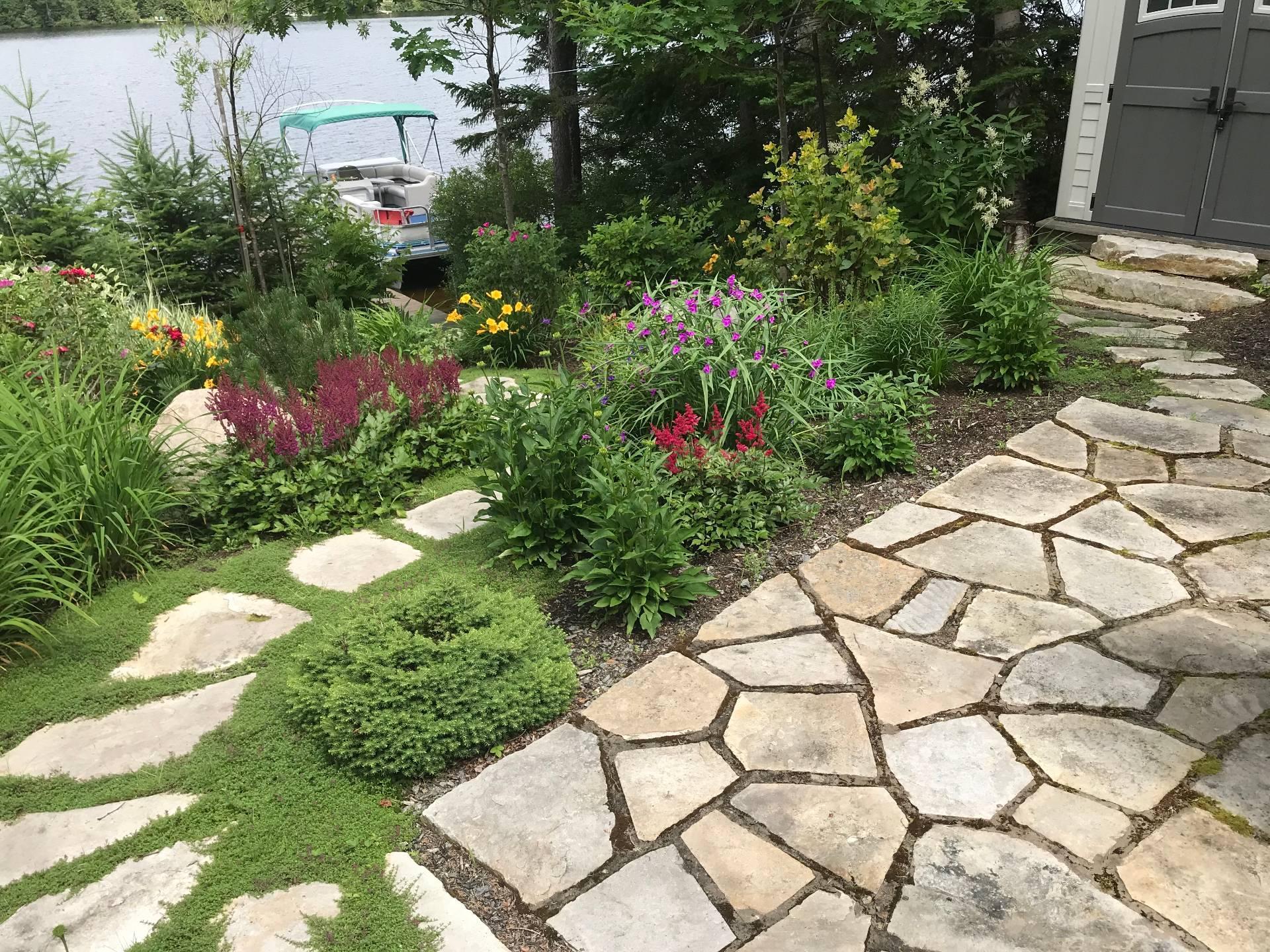 









2718


Route 125 N.

,
Saint-Donat,




QC
J0T2C0

