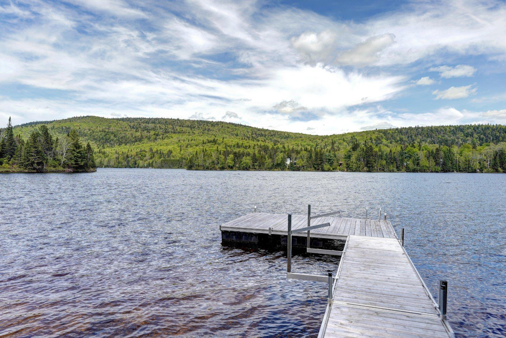 









2718


Route 125 N.

,
Saint-Donat,




QC
J0T2C0

