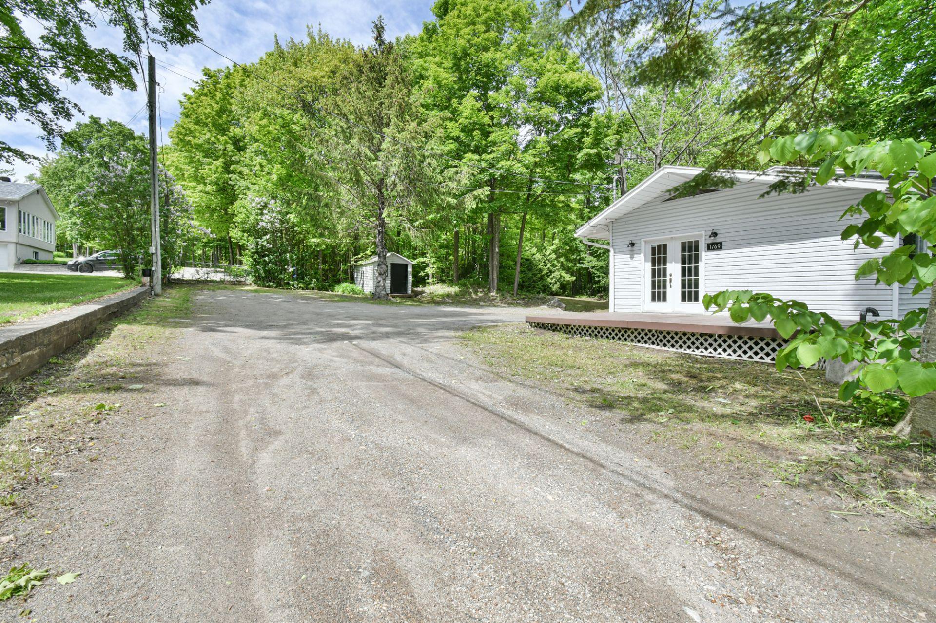 









1769


Rue des Canaris

,
Sainte-Julienne,




QC
J0K2T0

