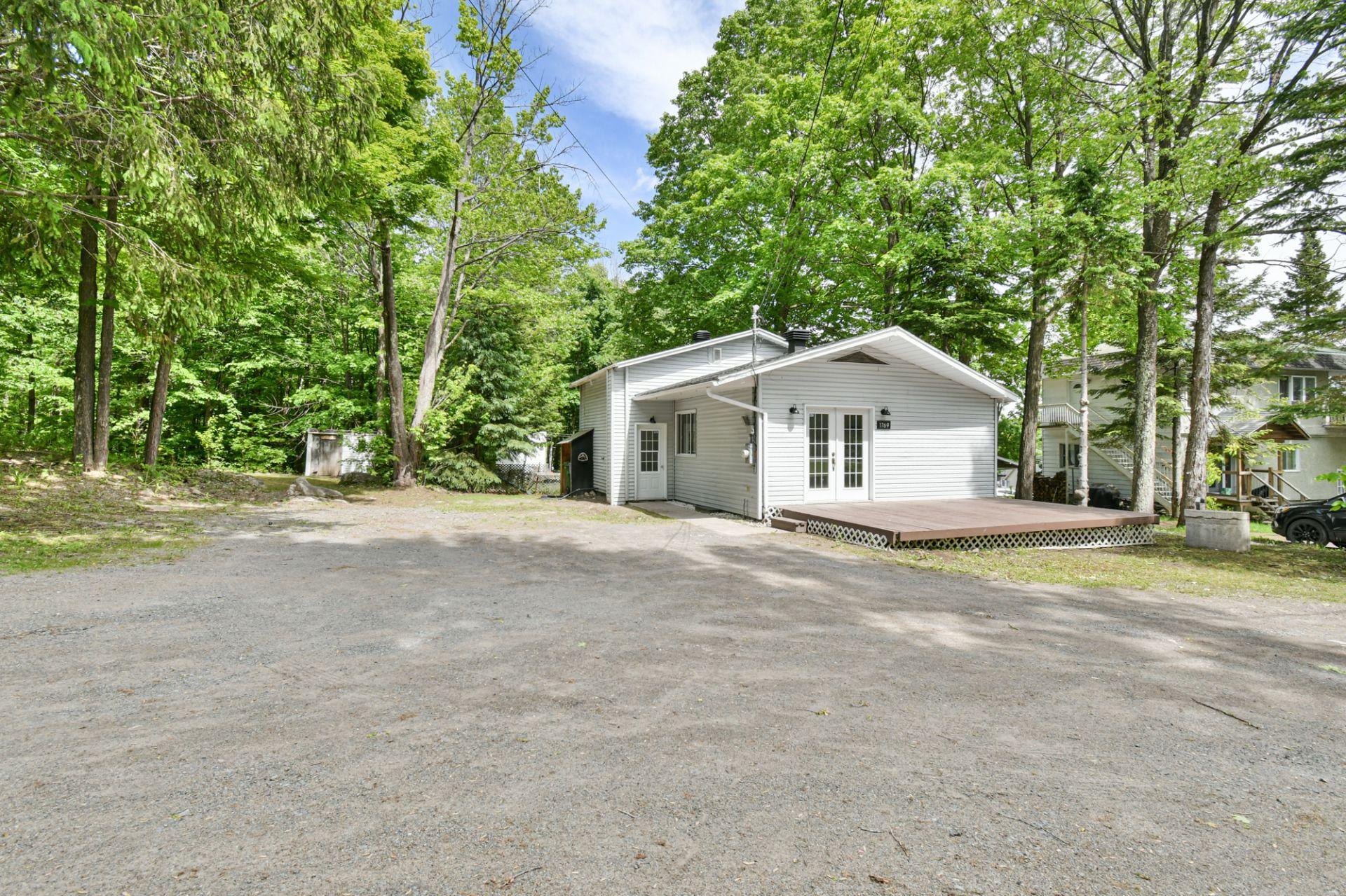 









1769


Rue des Canaris

,
Sainte-Julienne,




QC
J0K2T0

