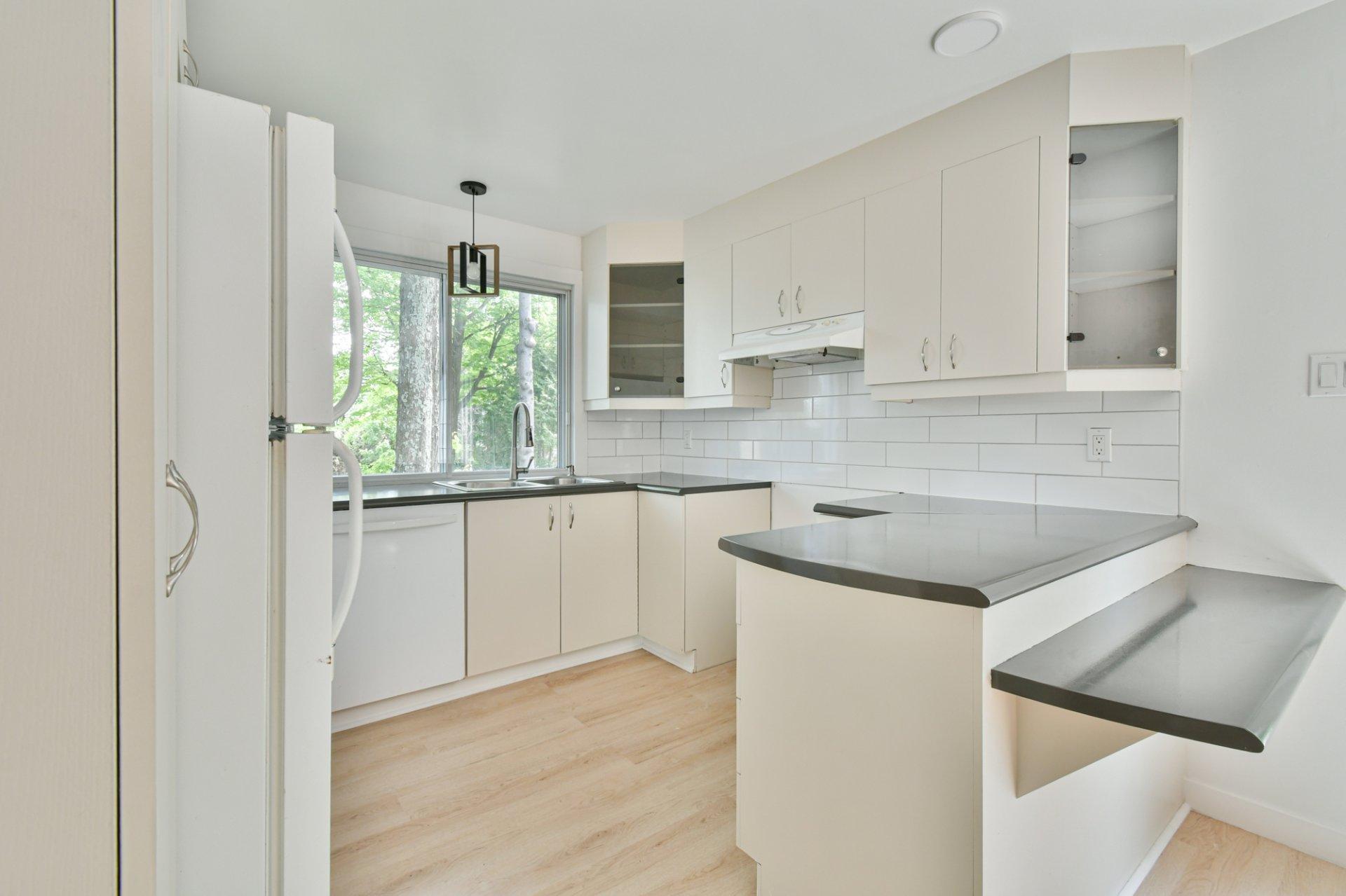 









1769


Rue des Canaris

,
Sainte-Julienne,




QC
J0K2T0


