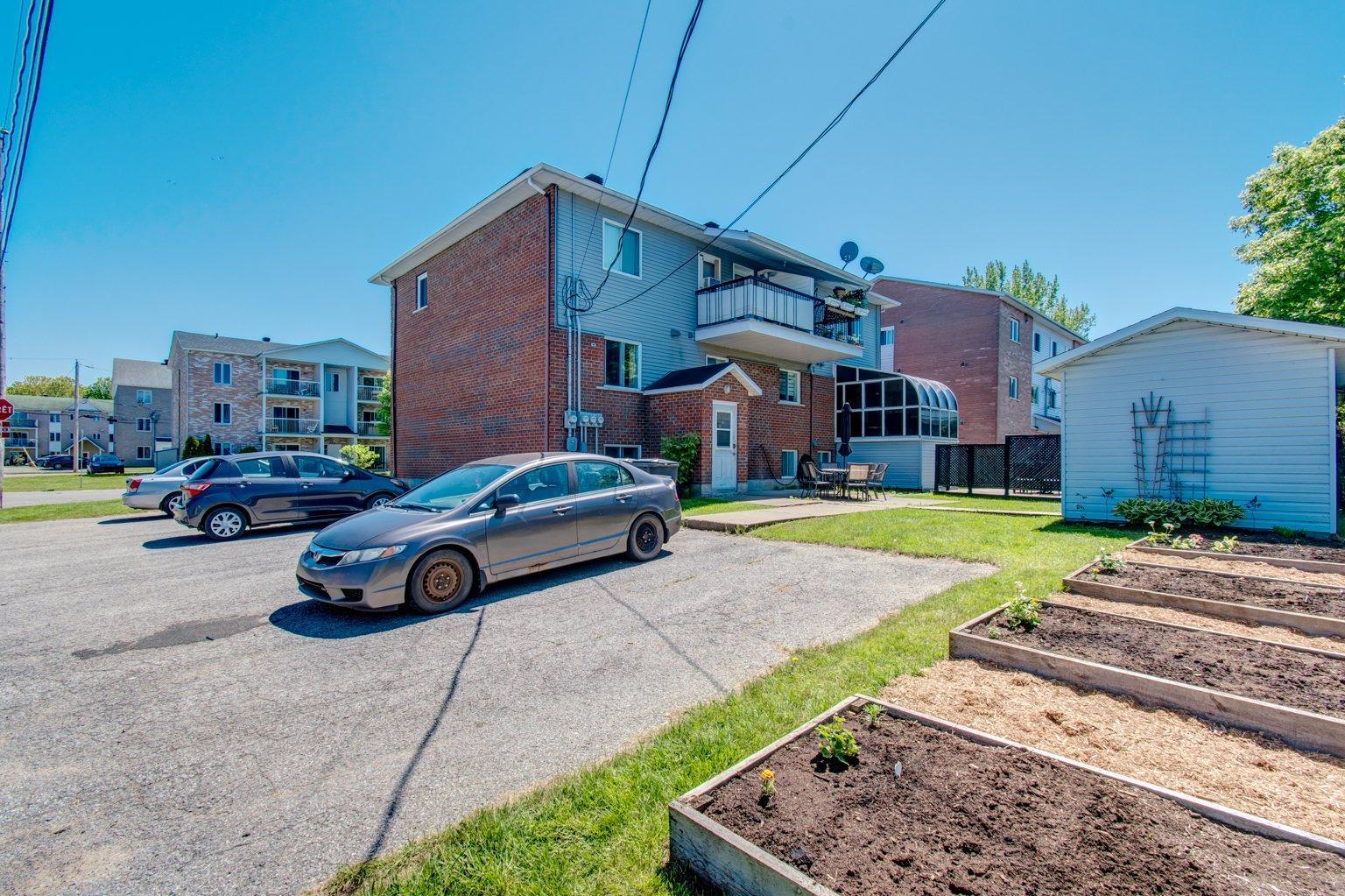 









477


Rue Léocadie-Bourgeois

,
Nicolet,




QC
J3T1X1

