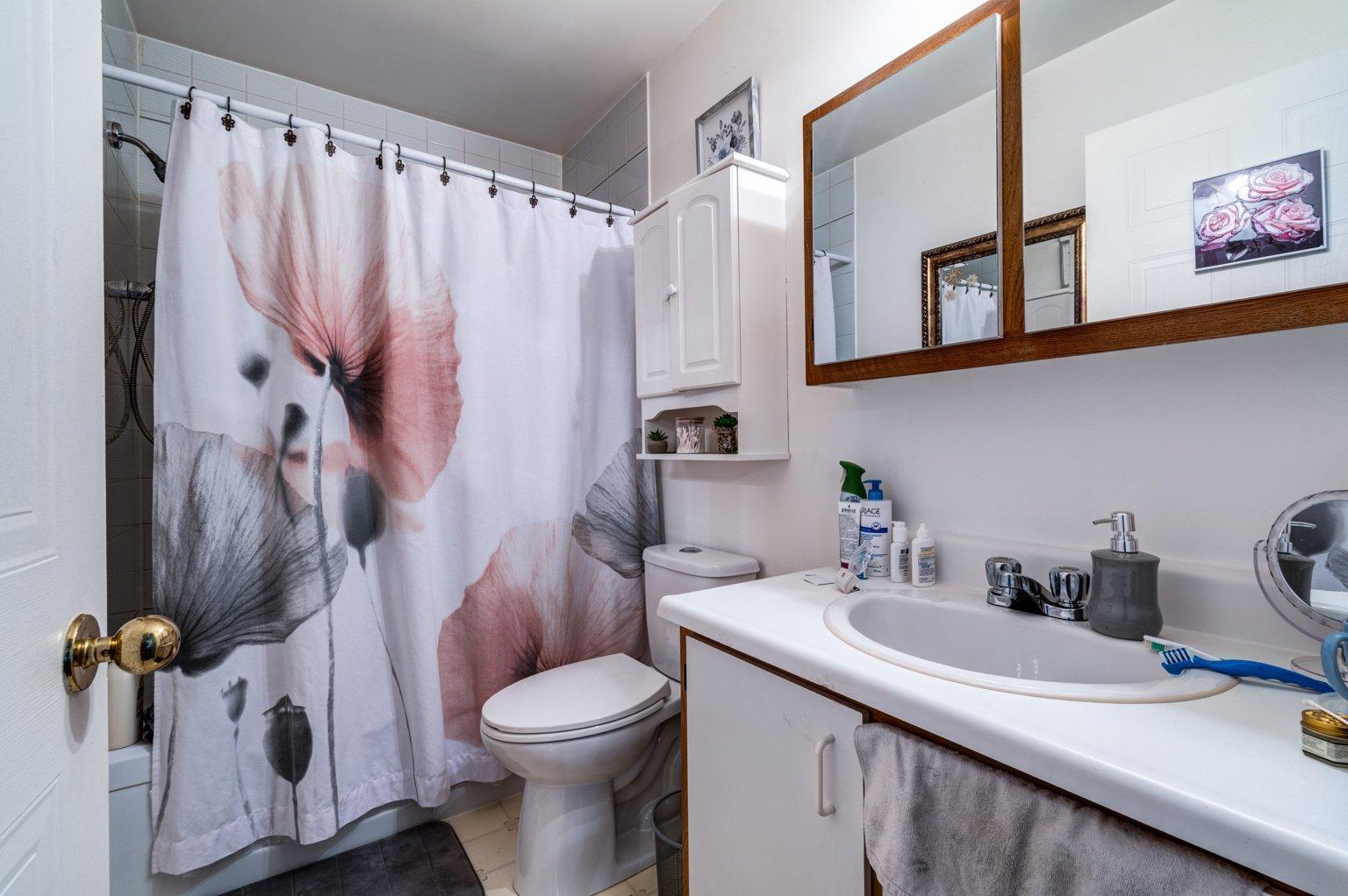 









477


Rue Léocadie-Bourgeois

,
Nicolet,




QC
J3T1X1

