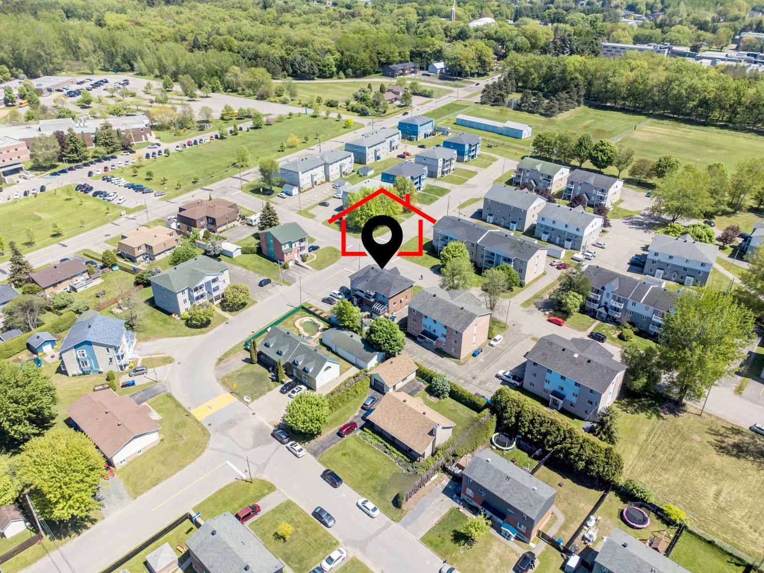 









477


Rue Léocadie-Bourgeois

,
Nicolet,




QC
J3T1X1

