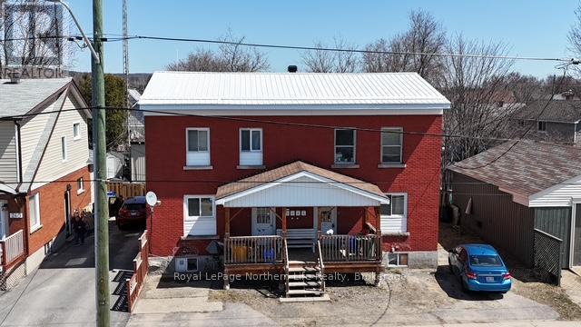 












230-232 FIFTH AVENUE W

,
North Bay (Central),




Ontario
P1B3N6

