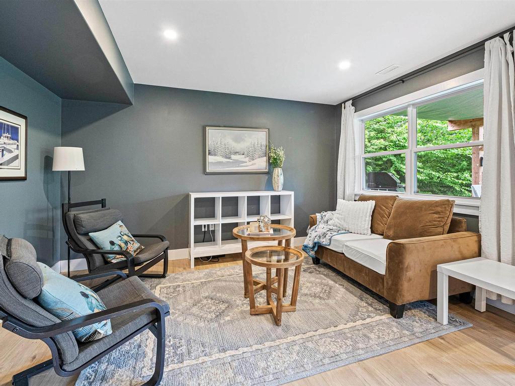 












456 Magenta Drive

,
Middle Sackville,




NS
B4E 0M7

