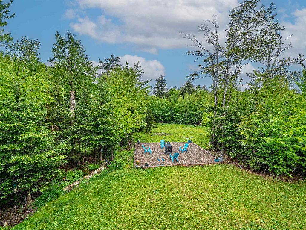 












456 Magenta Drive

,
Middle Sackville,




NS
B4E 0M7


