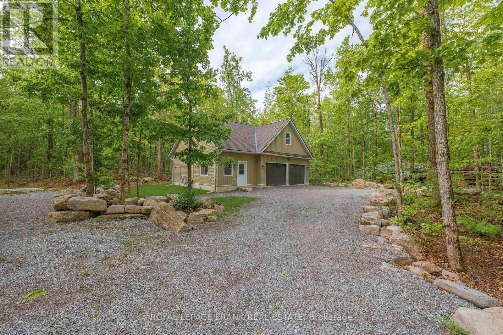 












24 TED'S LANE

,
Trent Lakes,




Ontario
K0L1J0


