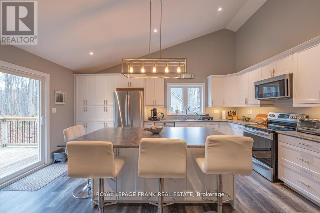 












24 TED'S LANE

,
Trent Lakes,




Ontario
K0L1J0

