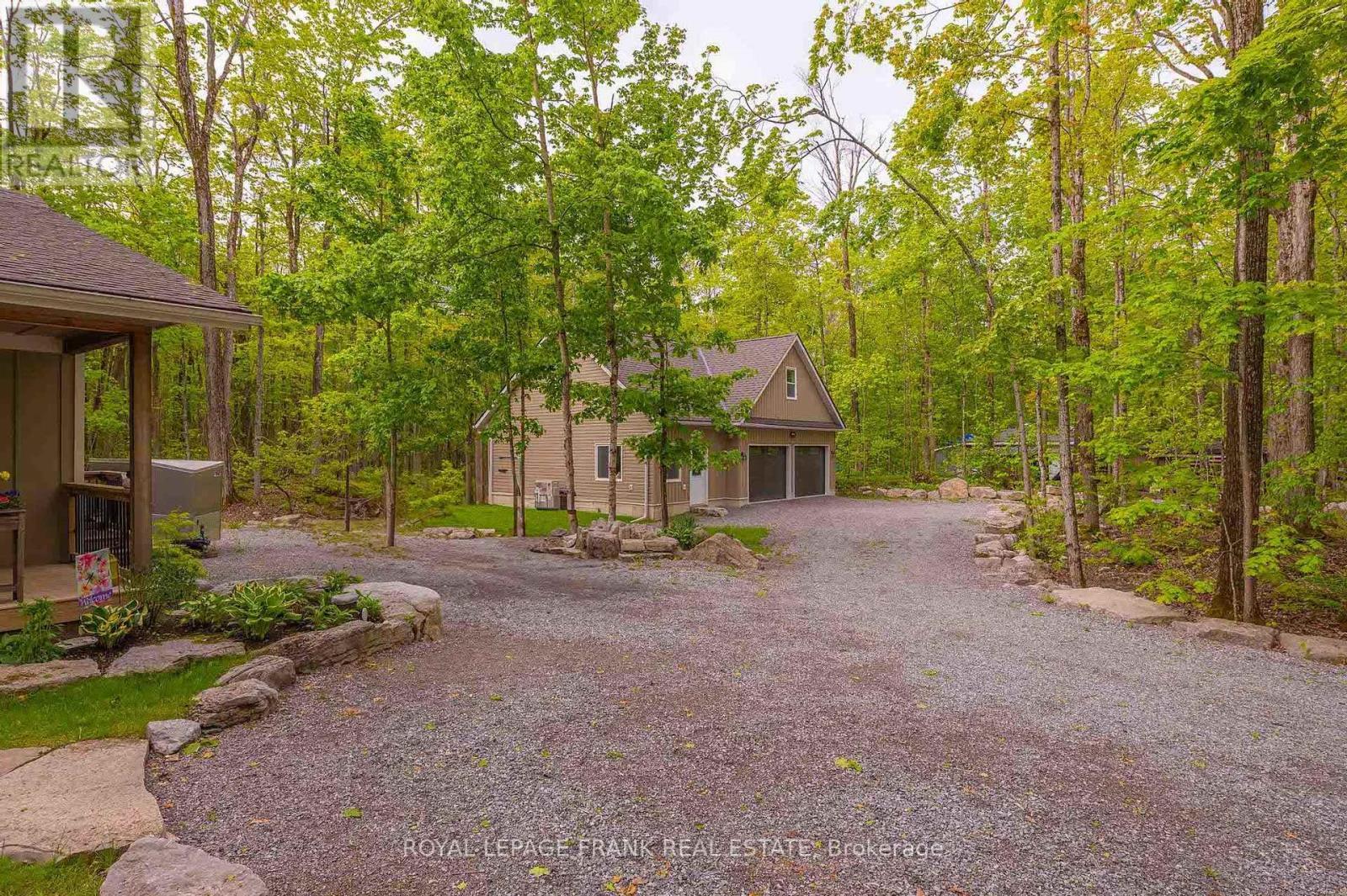 












24 TED'S LANE

,
Trent Lakes,




Ontario
K0L1J0


