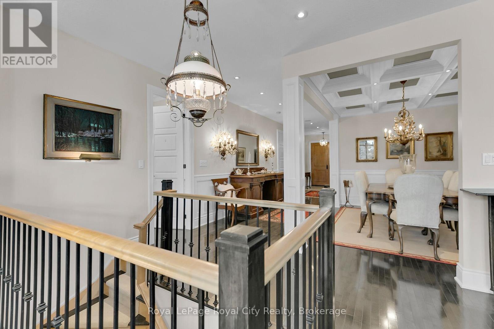 












54 ABERFOYLE MILL CRESCENT

,
Puslinch (Aberfoyle),




Ontario
N1H6H9

