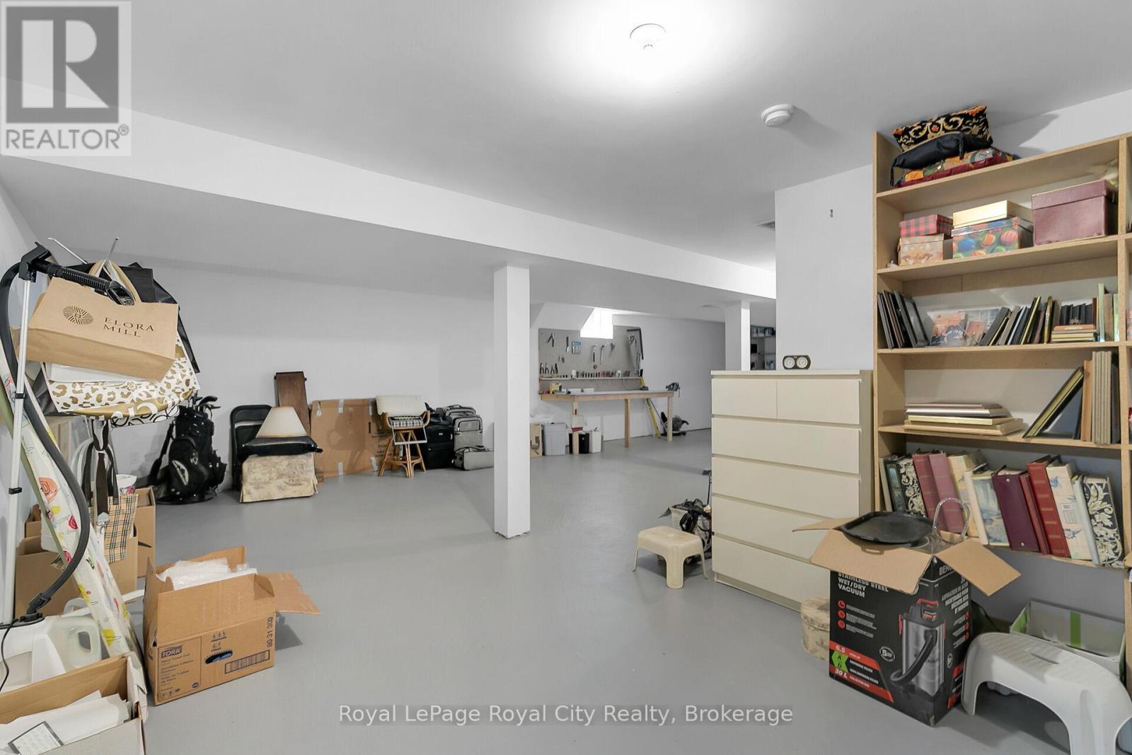 












54 ABERFOYLE MILL CRESCENT

,
Puslinch (Aberfoyle),




Ontario
N1H6H9

