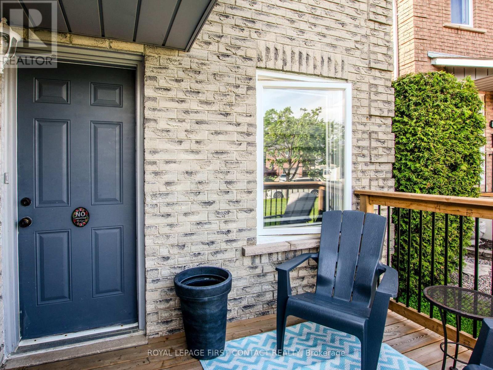 












102 FERGUSON DRIVE

,
Barrie,




Ontario
L4N7E5

